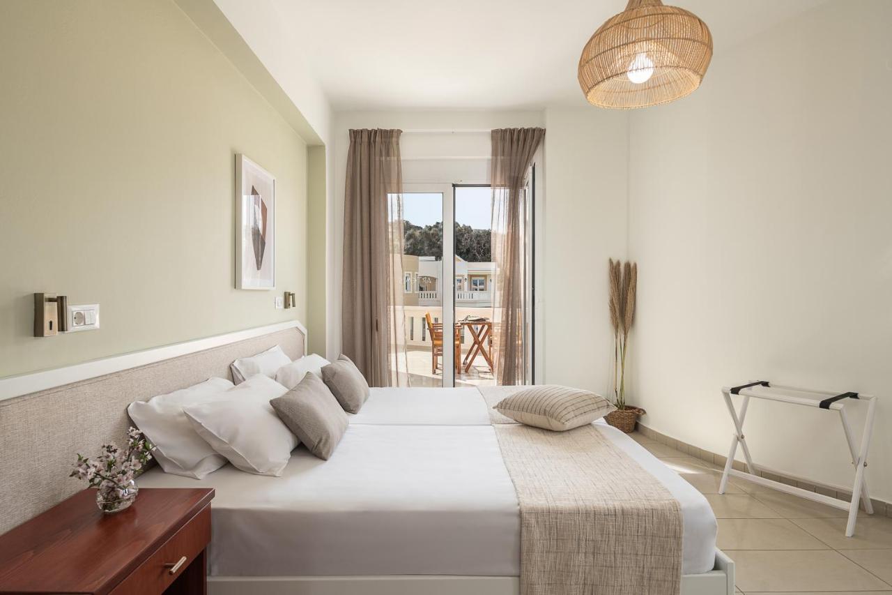 Artemis Apartments Stalos Exterior photo